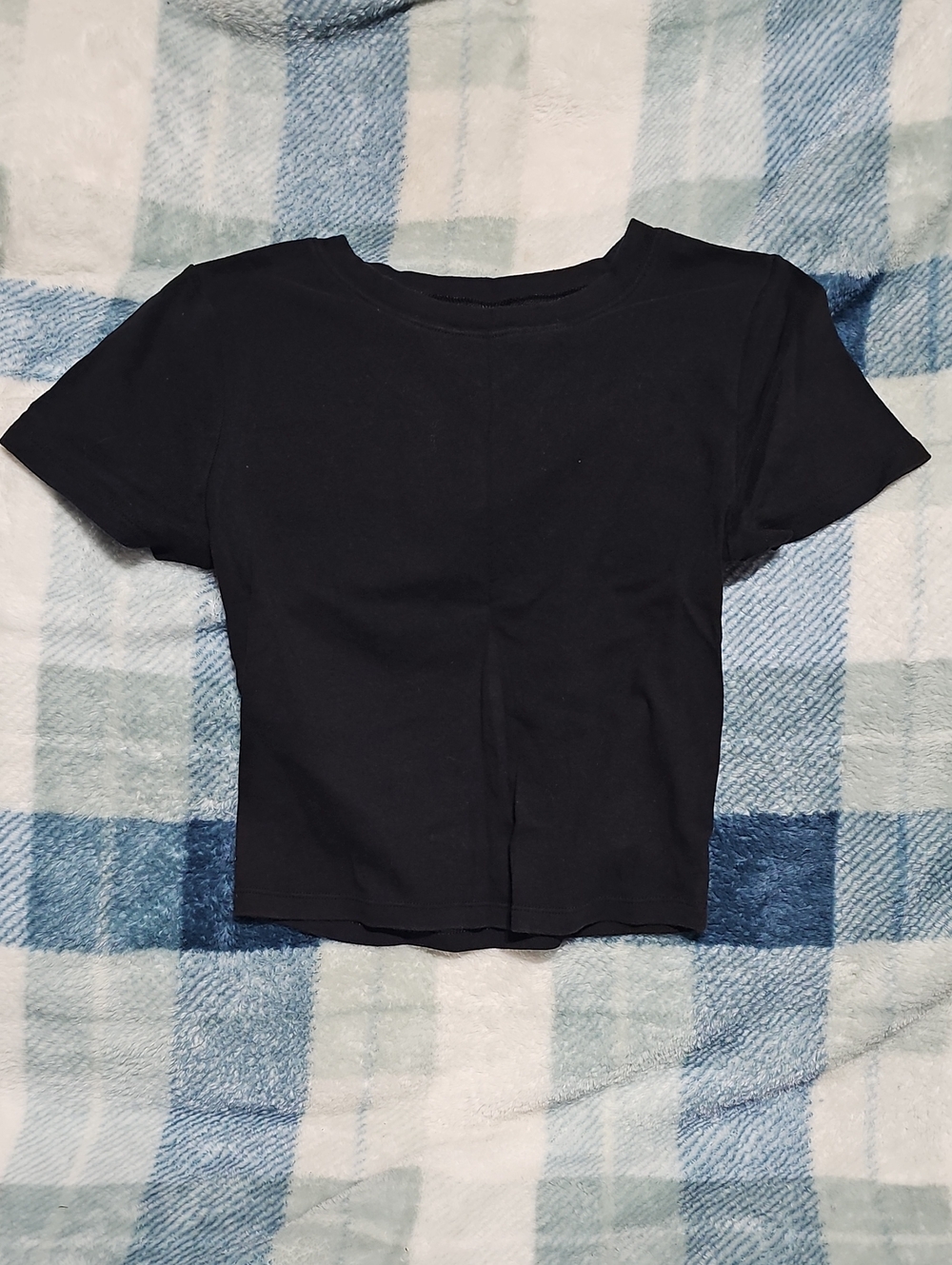 No Boundaries Black Cropped Short Sleeve Tee